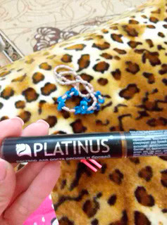 Platinus Lashes - средство для роста ресниц и бровей